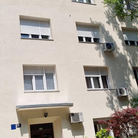 Citylux Apartments Загреб Экстерьер фото